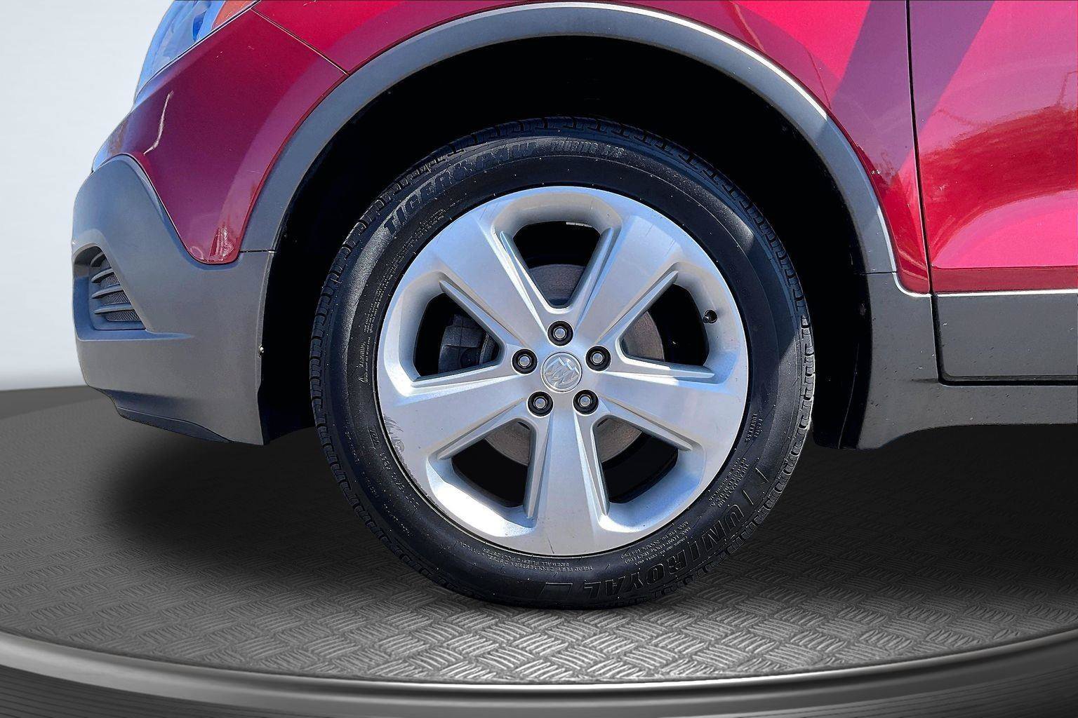 Used 2015 Buick Encore FWD image 10
