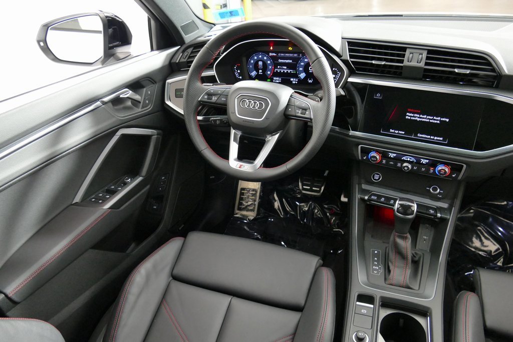 Certified 2025 Audi Q3 2.0T Premium Plus w/ Premium Plus Package image 26
