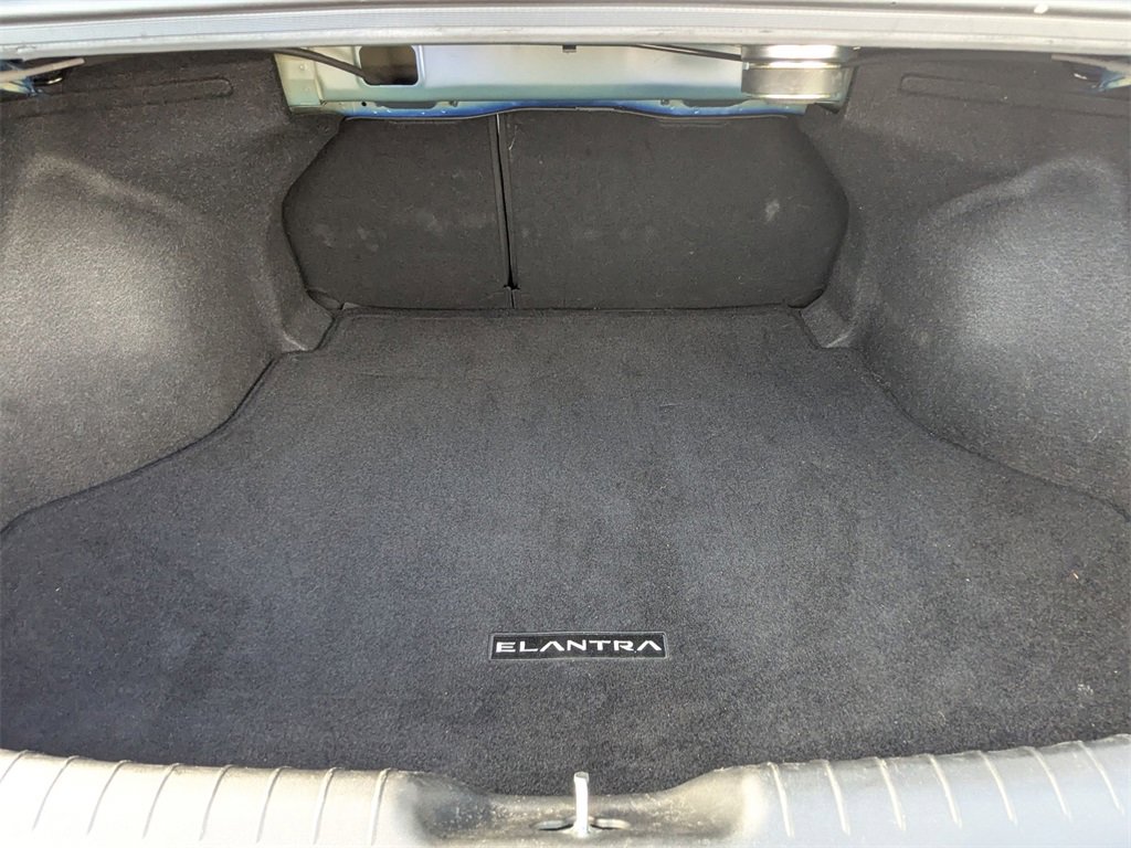 Certified 2023 Hyundai Elantra Limited w/ Cargo Package image 6