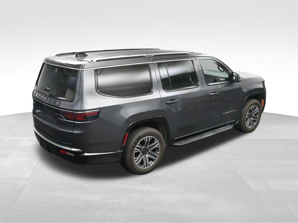 Used 2024 Jeep Wagoneer Series II w/ Flexible Seating Group RWD image 13