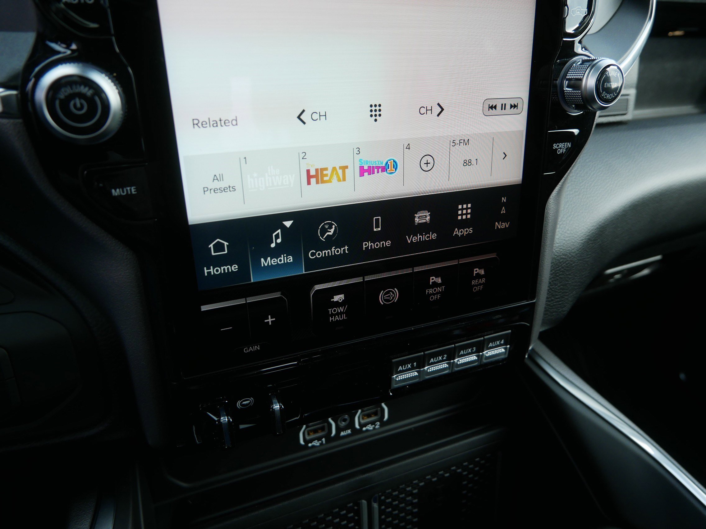 New 2026 RAM 3500 Laramie image 18