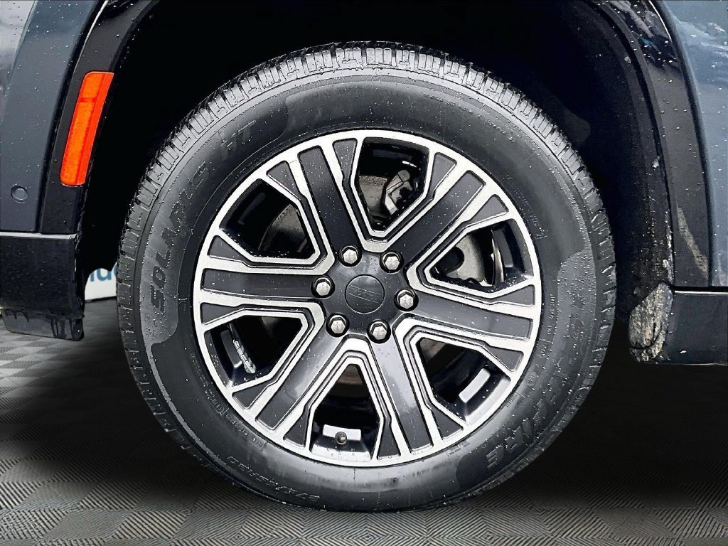Used 2024 Jeep Wagoneer Series II AWD/4WD image 7