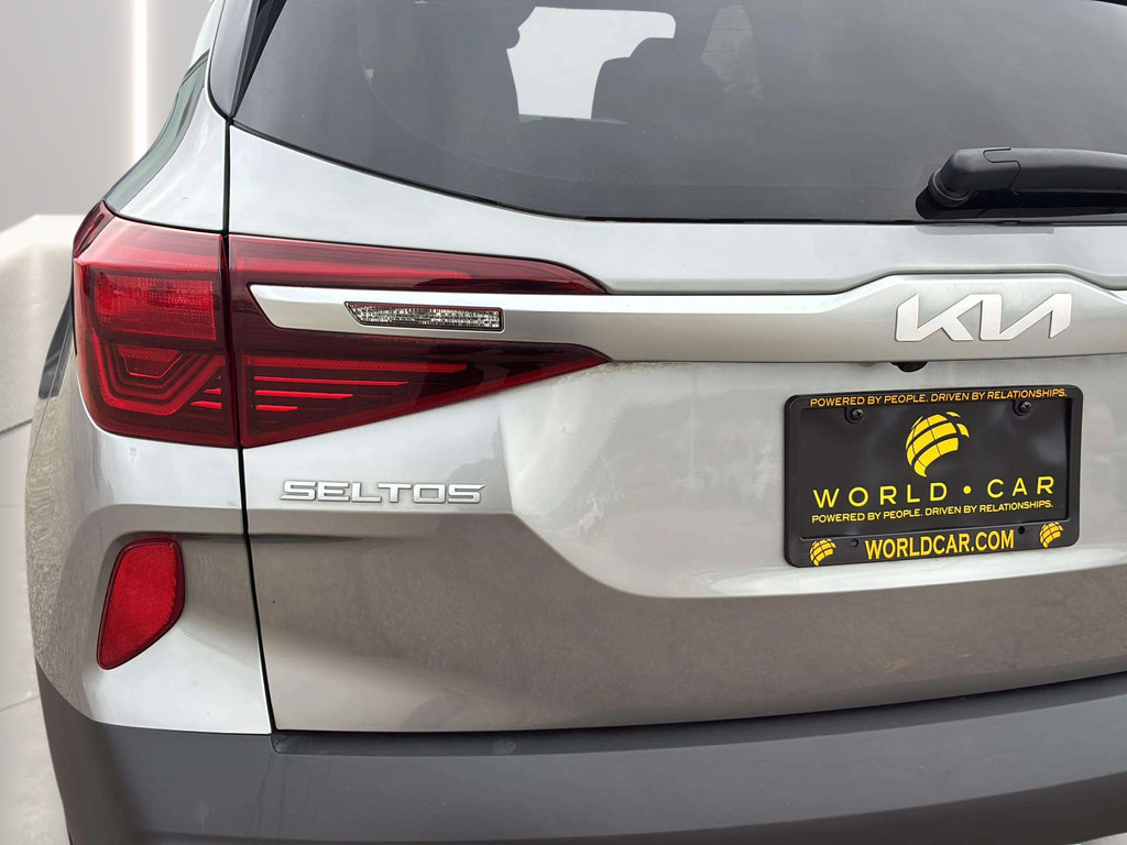 Used 2023 Kia Seltos S FWD image 31