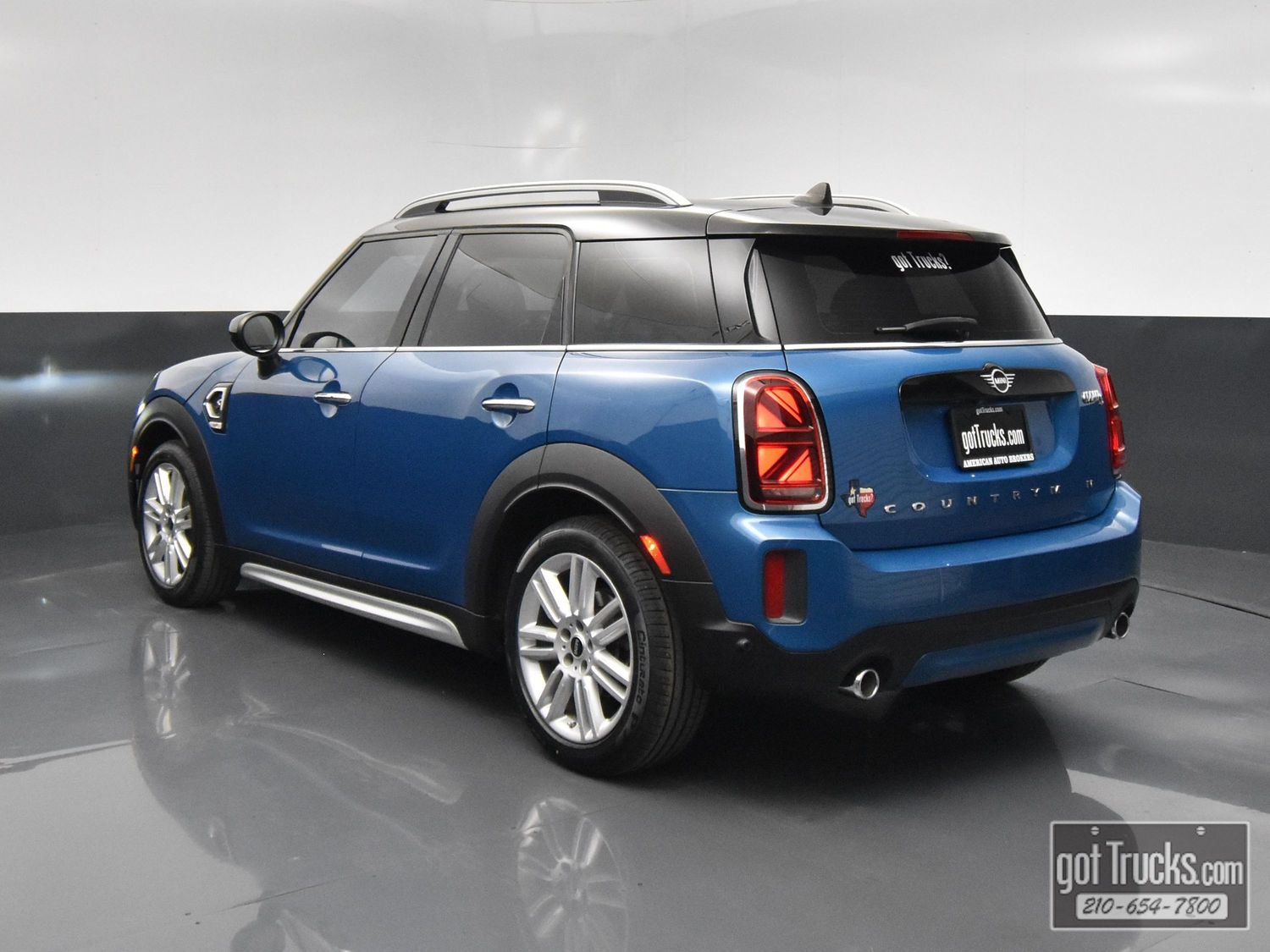 Used 2024 MINI Cooper Countryman S FWD image 5