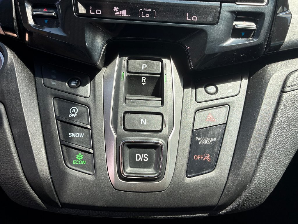 Used 2024 Honda Odyssey EX-L image 16
