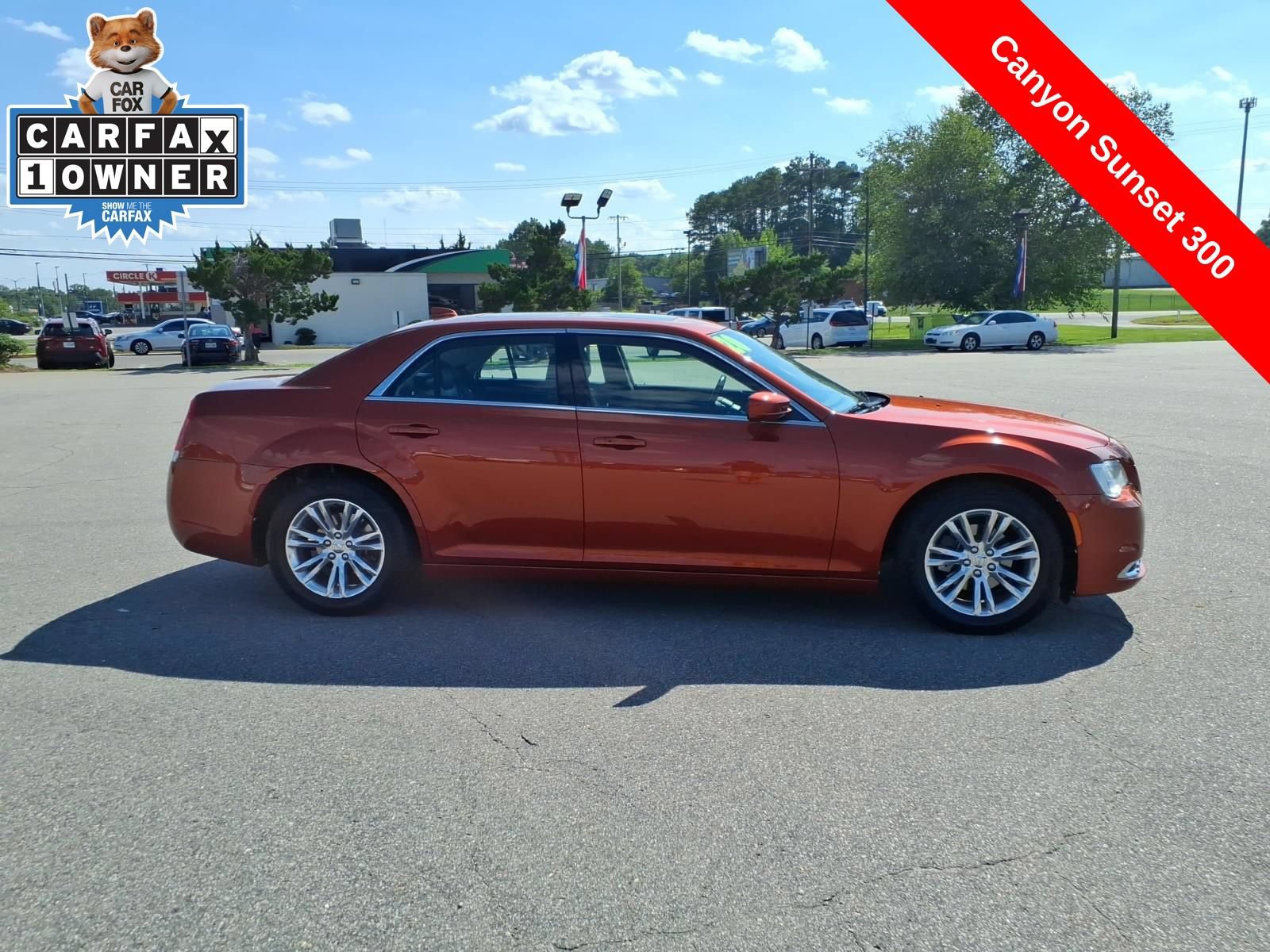 Used 2020 Chrysler 300 Touring L w/ Quick Order Package 2EF RWD image 6