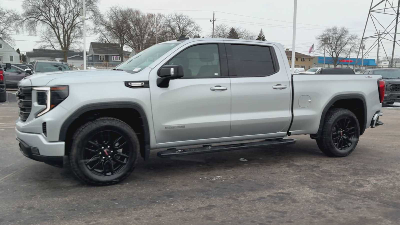 Certified 2022 GMC Sierra 1500 Elevation w/ Elevation Premium Package image 6