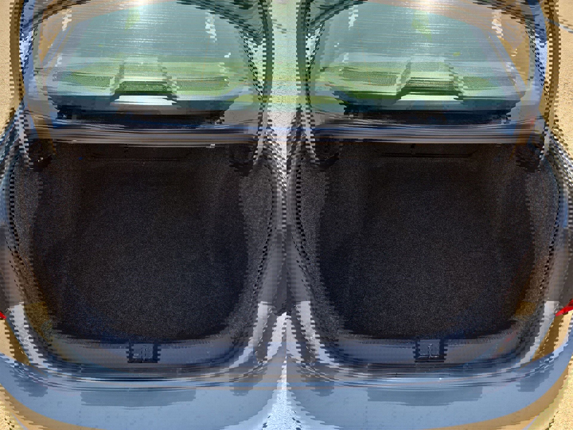 Used 2024 Volkswagen Jetta SE image 12