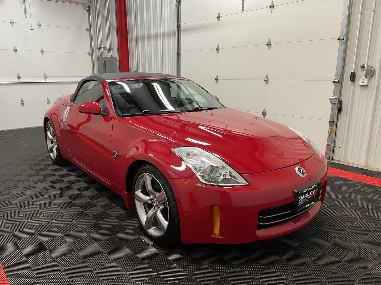 Used 2007 Nissan 350Z Enthusiast RWD image 9
