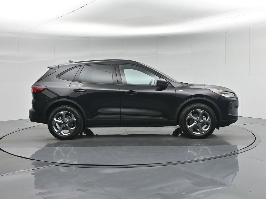 Used 2025 Ford Escape ST-Line AWD/4WD image 28