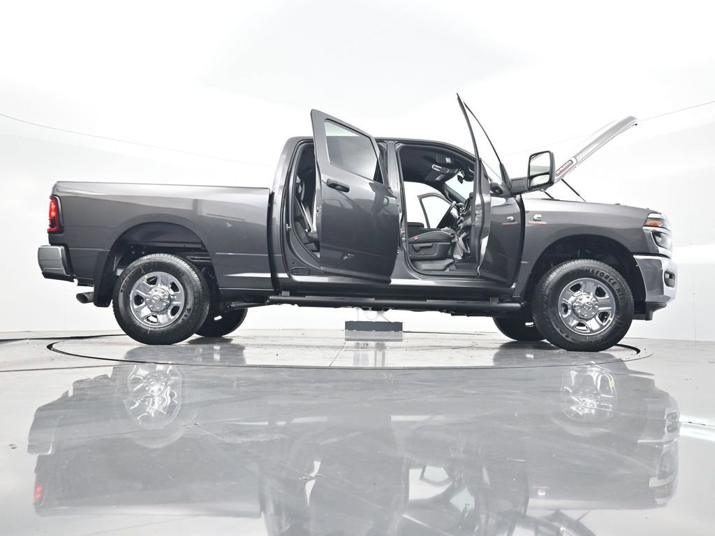 New 2026 RAM 2500 Tradesman w/ Chrome Appearance Group image 47