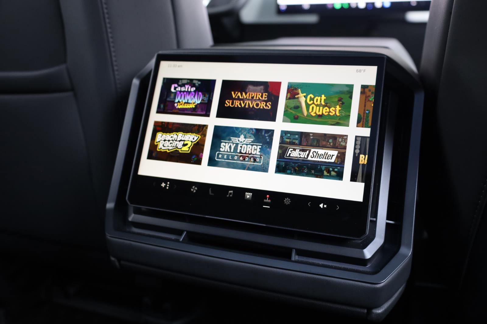 Used 2024 Tesla Cybertruck AWD Crew Cab image 39
