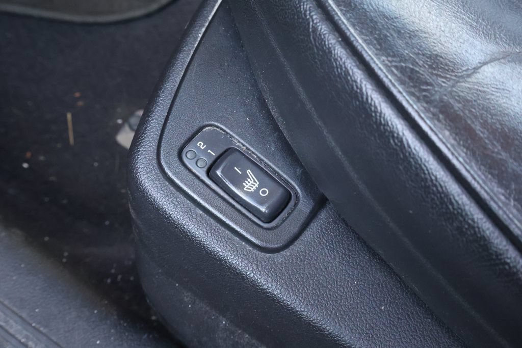 Used 2011 Chevrolet Malibu LTZ FWD image 13