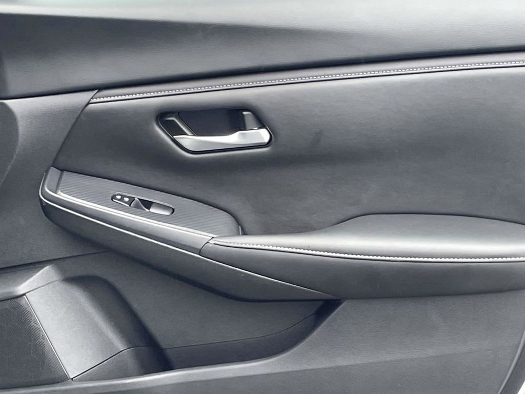 Used 2023 Nissan Sentra SV image 16