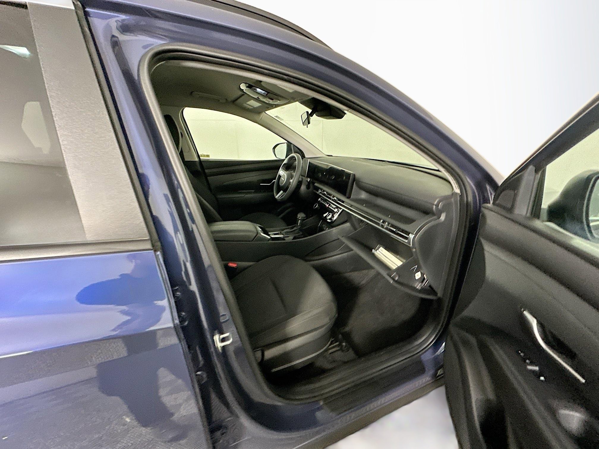 Used 2025 Hyundai Tucson SEL FWD image 30