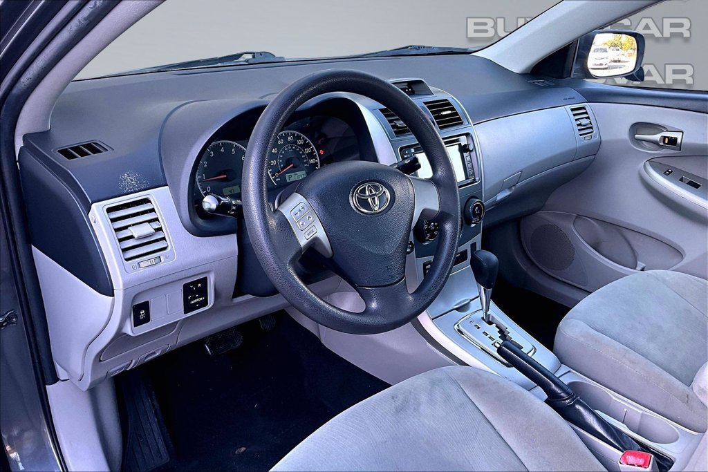 Used 2013 Toyota Corolla LE FWD image 14