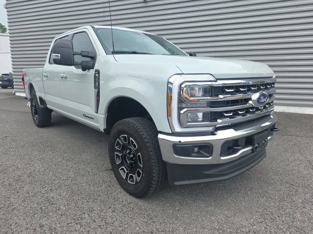 Used 2026 Ford F250 Lariat w/ FX4 Off-Road Package AWD/4WD image 3