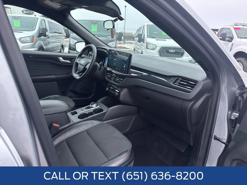 Used 2023 Ford Escape ST-Line w/ Tech Pack #1 image 33