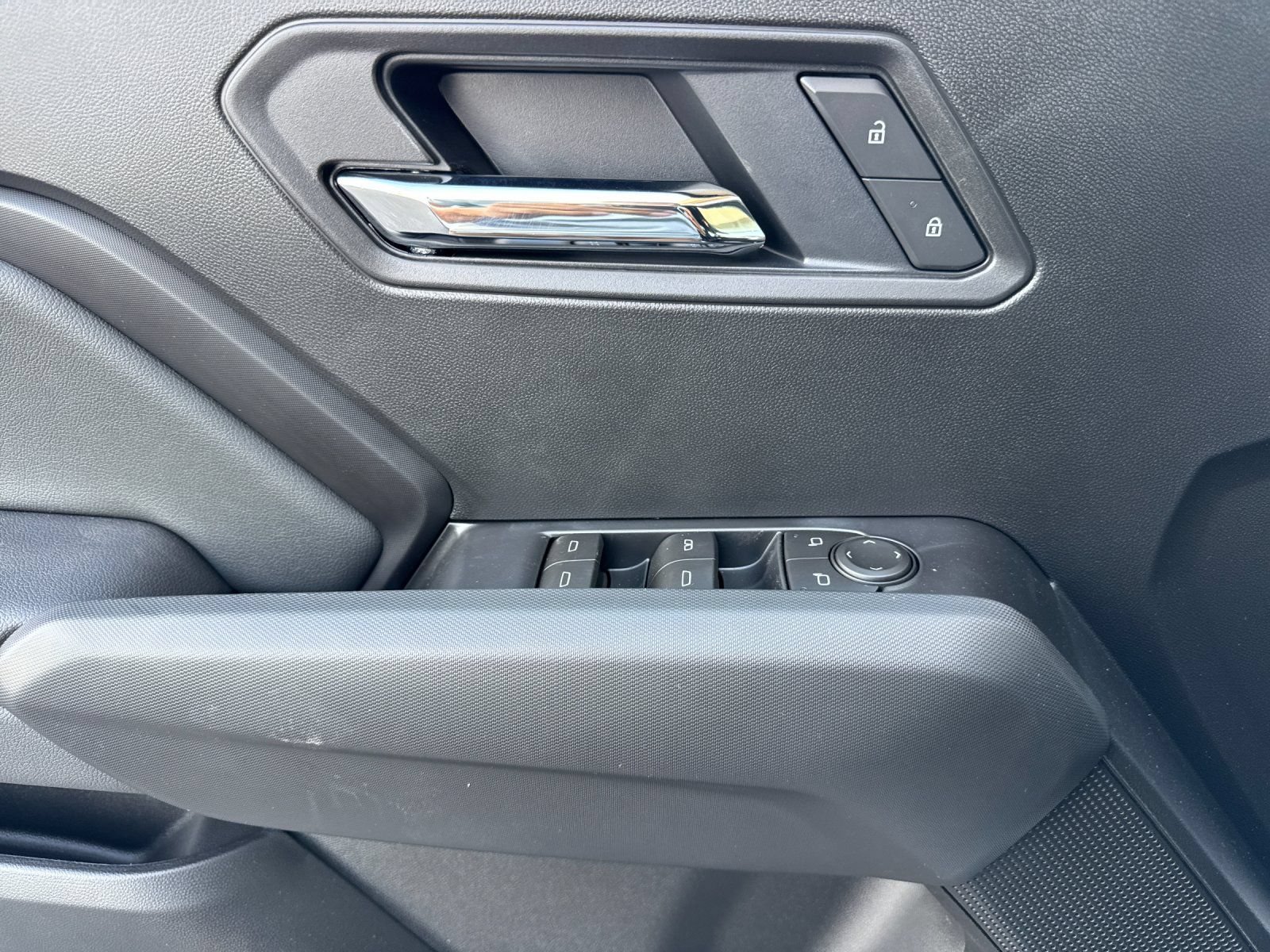 New 2026 GMC Canyon Elevation w/ Technology Package RWD image 11