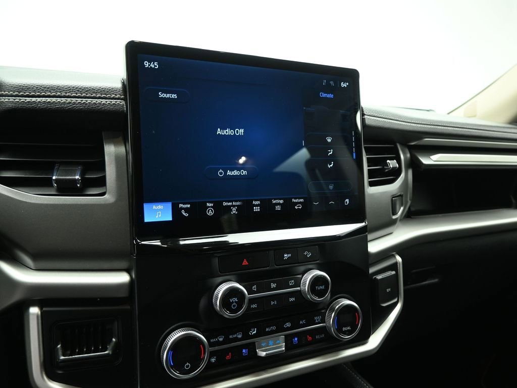 Used 2023 Ford Expedition Max XLT image 15