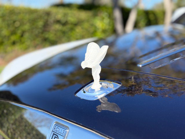 Used 2018 Rolls-Royce Dawn image 18