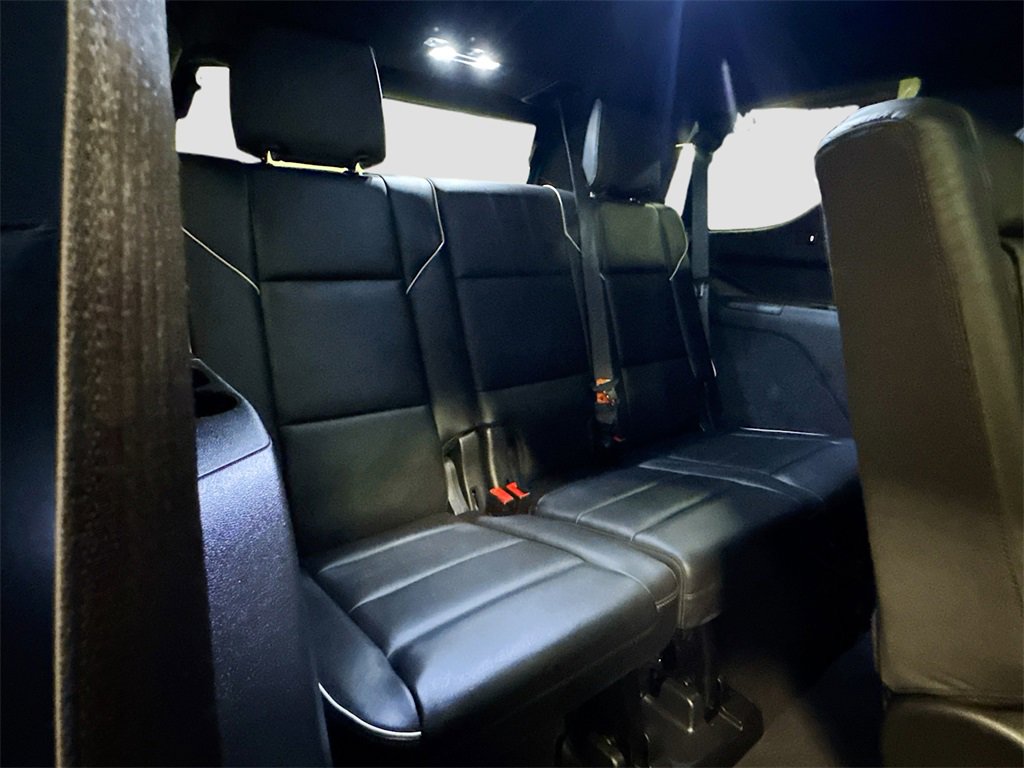 Used 2021 Cadillac Escalade Premium Luxury image 30