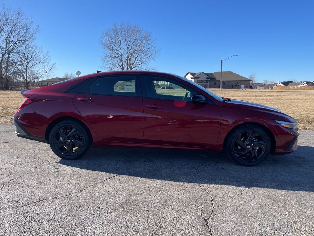 New 2026 Hyundai Elantra Sport image 2