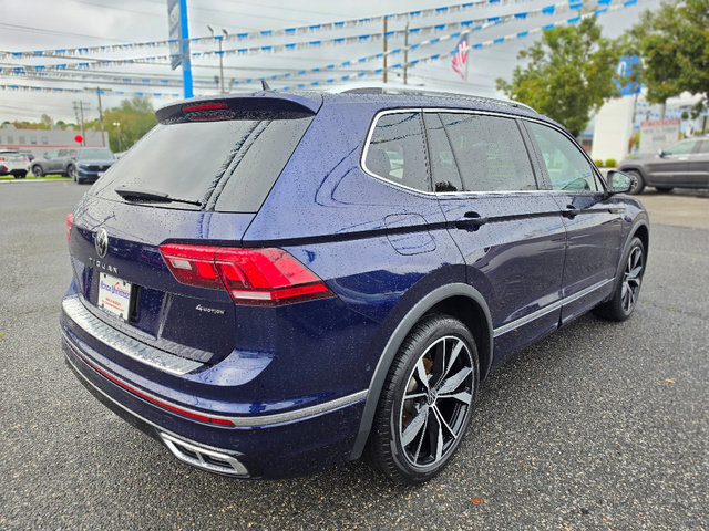 Used 2022 Volkswagen Tiguan SEL R-Line AWD/4WD image 6