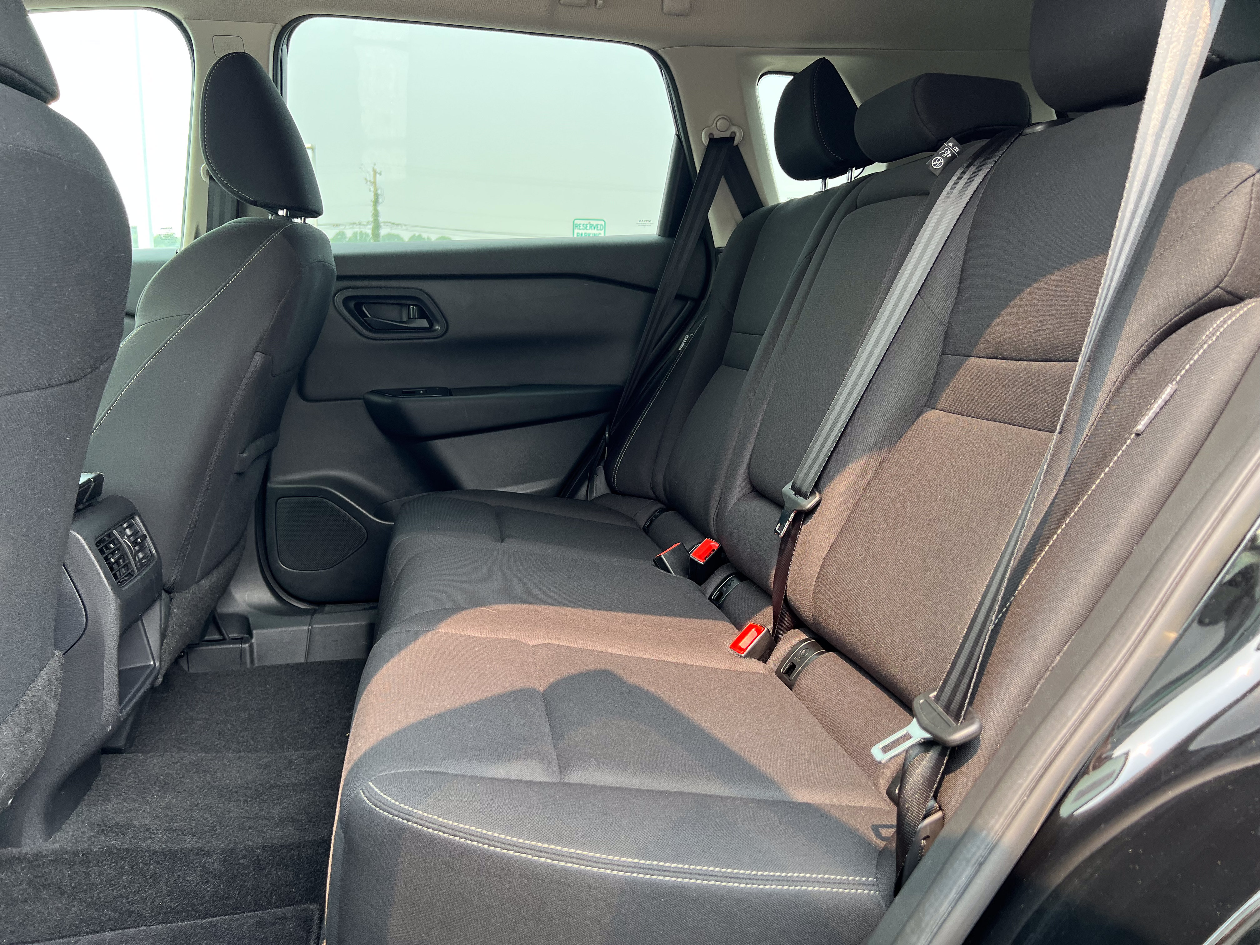 Used 2024 Nissan Rogue S AWD/4WD image 24