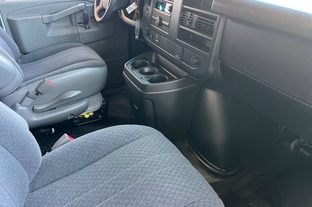 Used 2025 Chevrolet Express 2500 w/ Driver Convenience Package RWD image 19
