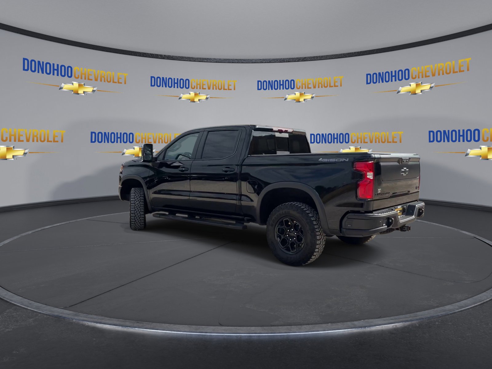 Used 2024 Chevrolet Silverado 1500 ZR2 w/ ZR2 Bison Edition image 9