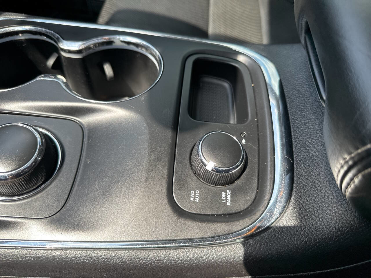 Used 2014 Dodge Durango Citadel w/ Technology Group AWD/4WD image 16