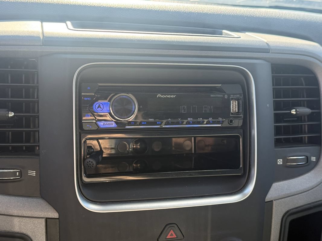 Used 2019 RAM 1500 ST AWD/4WD image 12