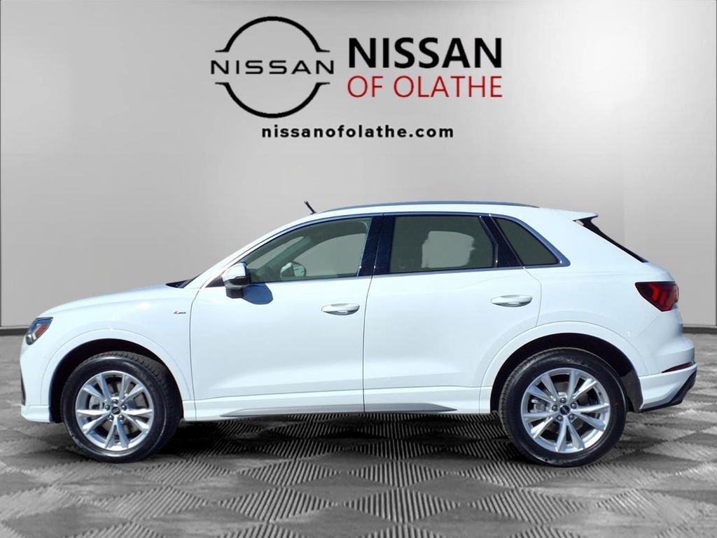 Used 2025 Audi Q3 2.0T Premium image 21