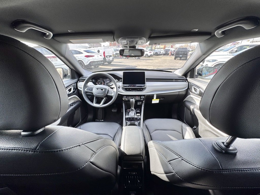 New 2026 Jeep Compass Limited image 22
