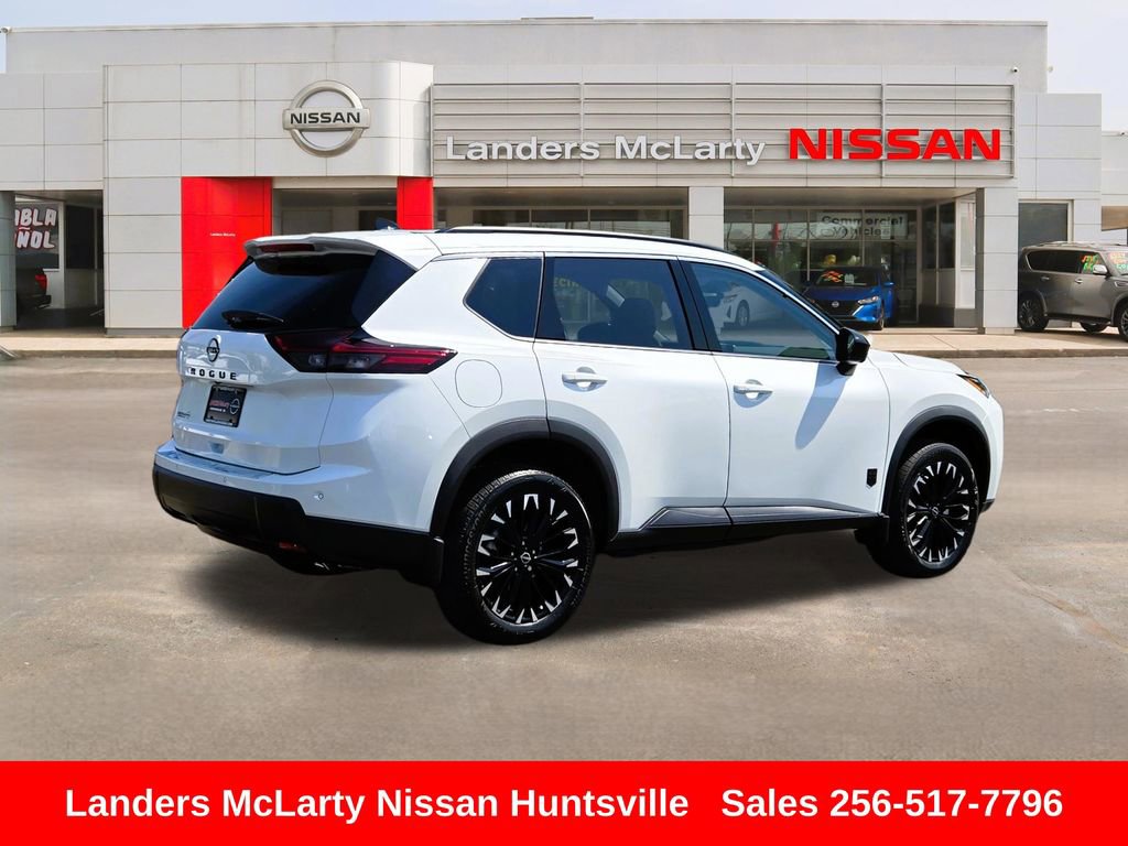 Used 2026 Nissan Rogue SV FWD image 3