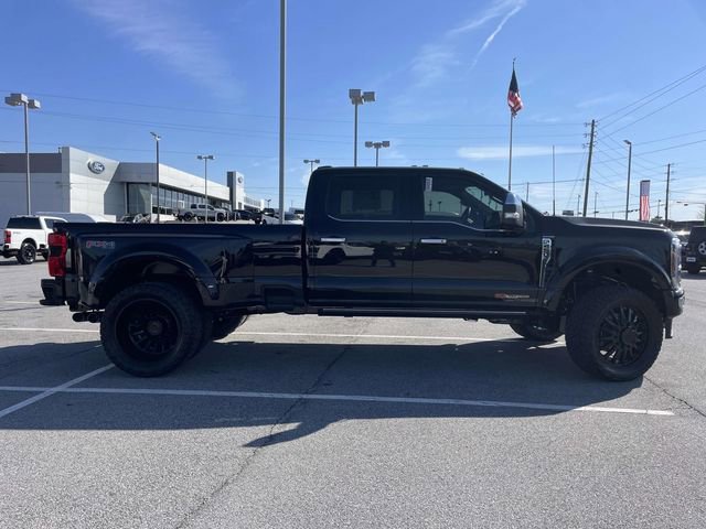 New 2026 Ford F450 Platinum w/ Platinum Plus Package AWD/4WD image 2