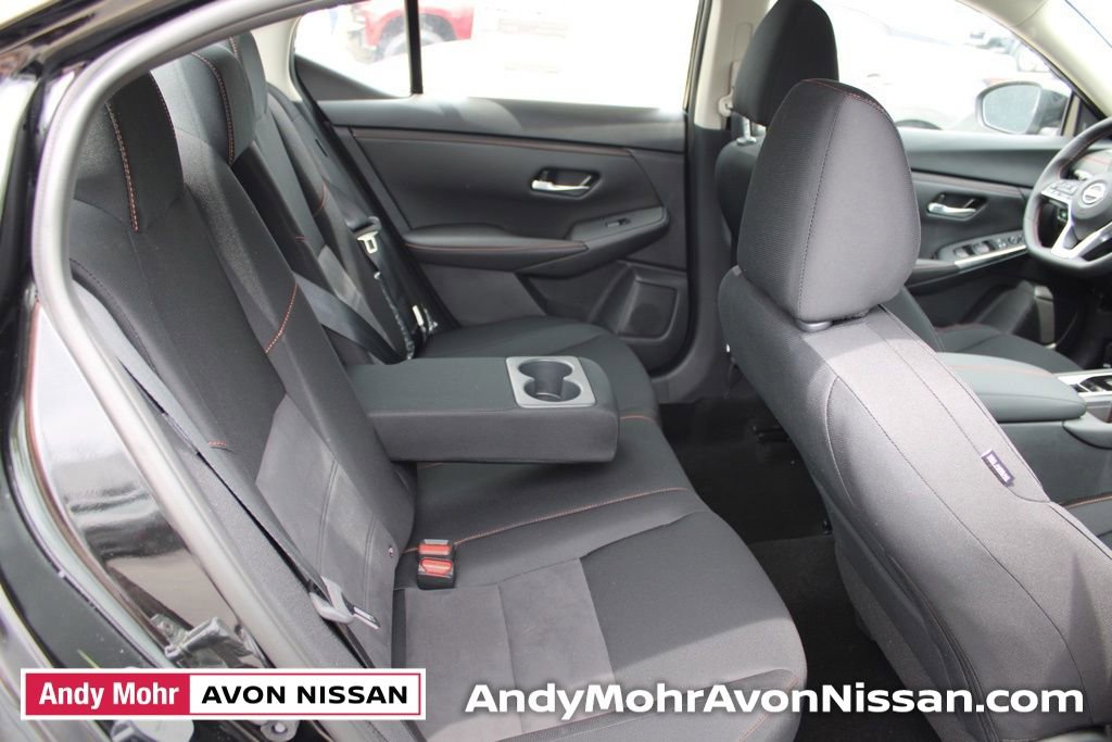 New 2025 Nissan Sentra SR w/ Midnight Edition image 15