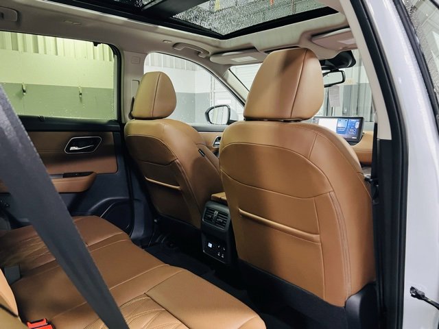 New 2026 Nissan Rogue Platinum image 30