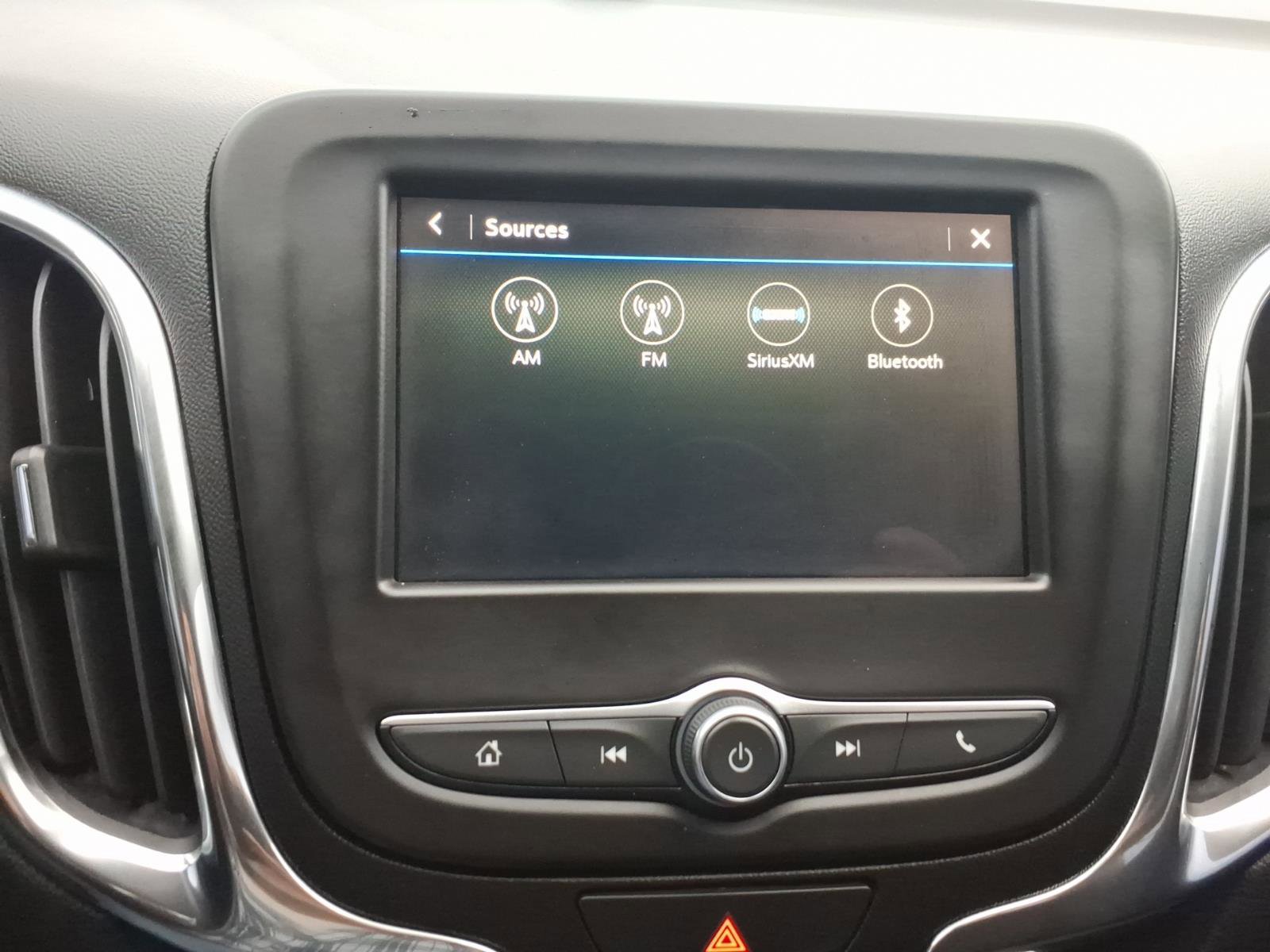 Used 2019 Chevrolet Equinox LT image 19