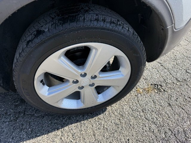 Used 2015 Buick Encore FWD image 17