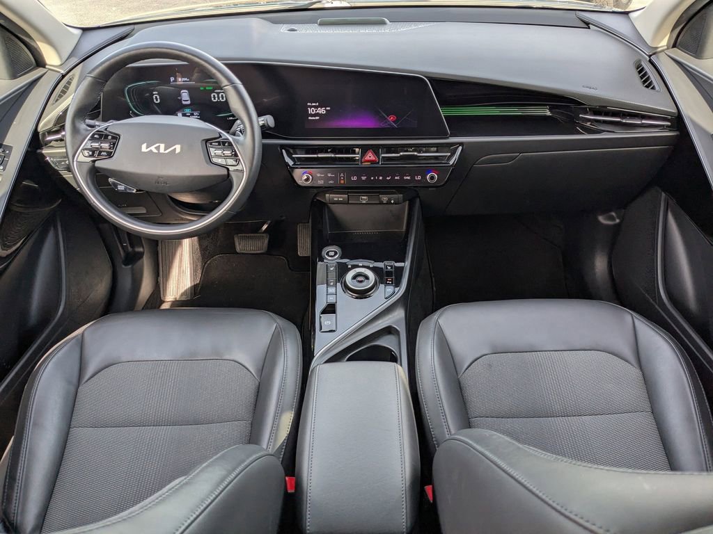 Used 2023 Kia Niro EX w/ EX Cold Weather Package image 15
