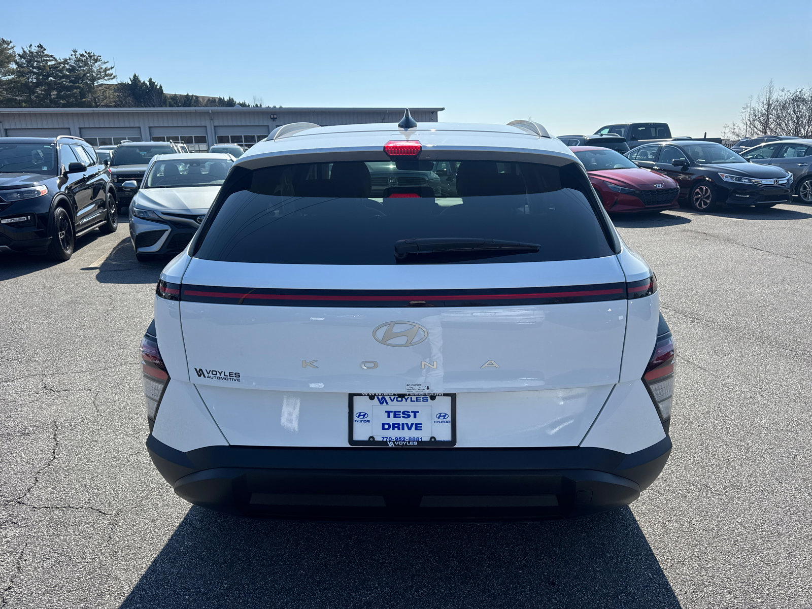 Certified 2025 Hyundai Kona SEL image 6