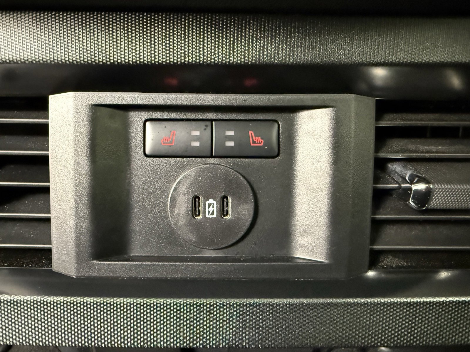 Used 2024 Ford F350 Platinum image 28