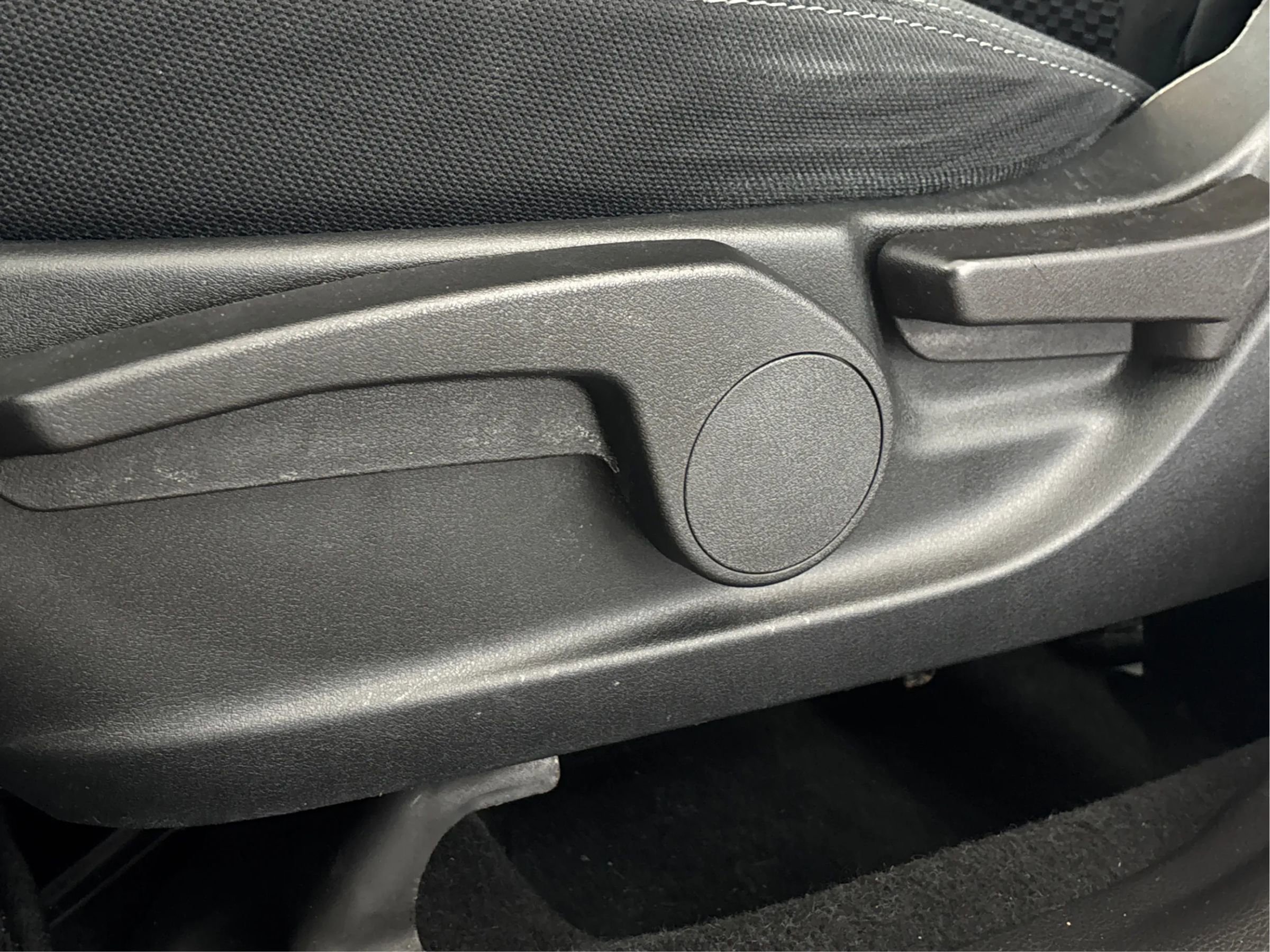 Used 2018 Subaru Forester 2.5i w/ Alloy Wheel Package image 23