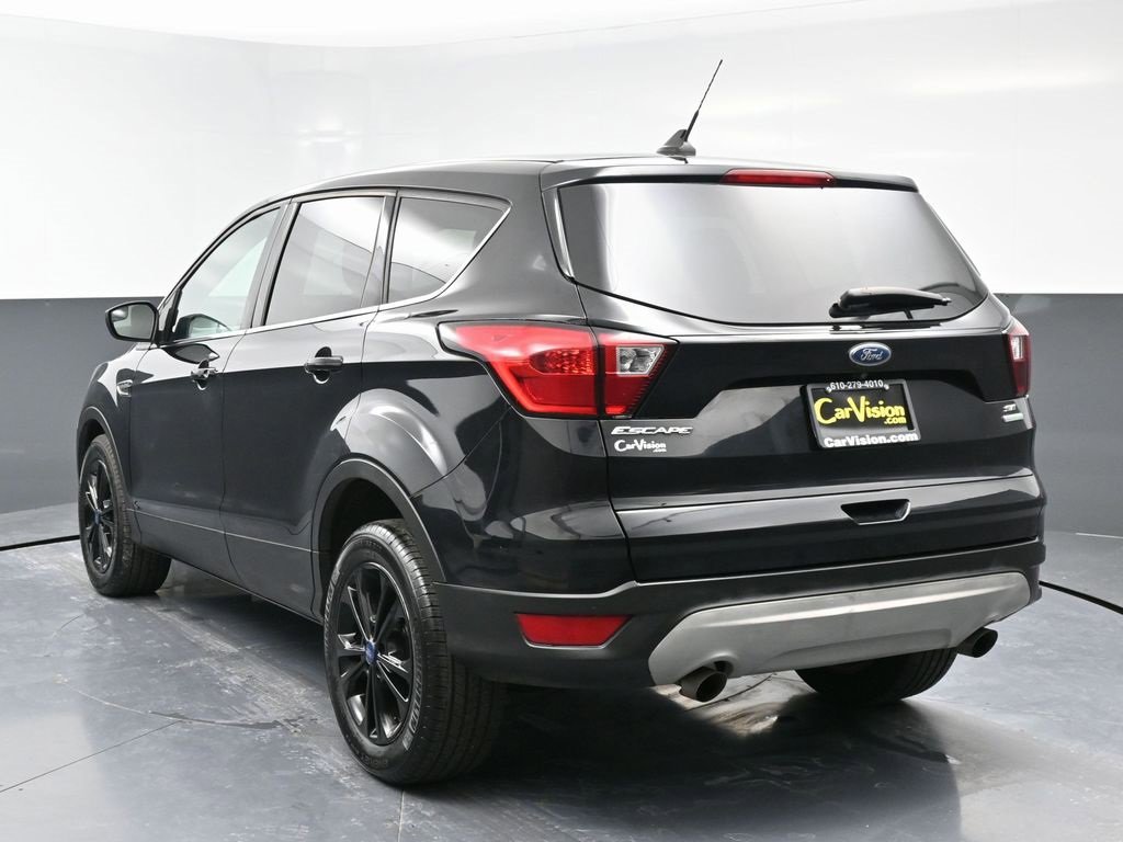 Used 2019 Ford Escape SE image 7