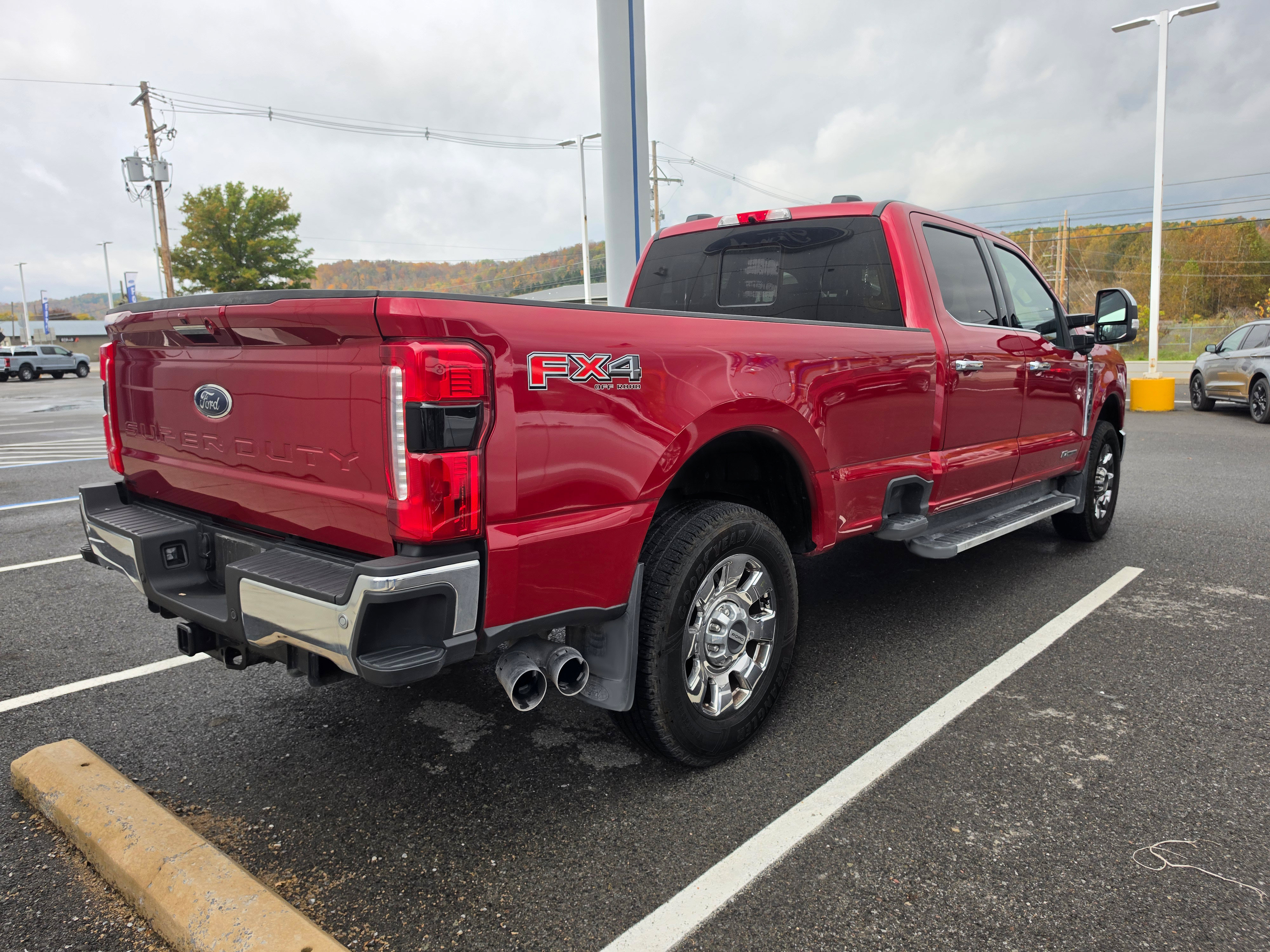 Used 2023 Ford F250 Lariat w/ Chrome Package AWD/4WD image 3