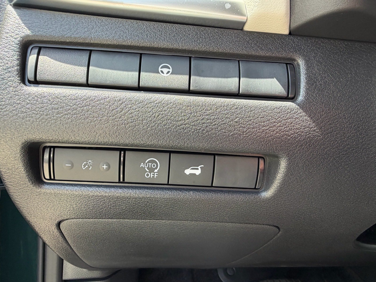 Certified 2026 Nissan Rogue Dark Armor AWD/4WD image 23