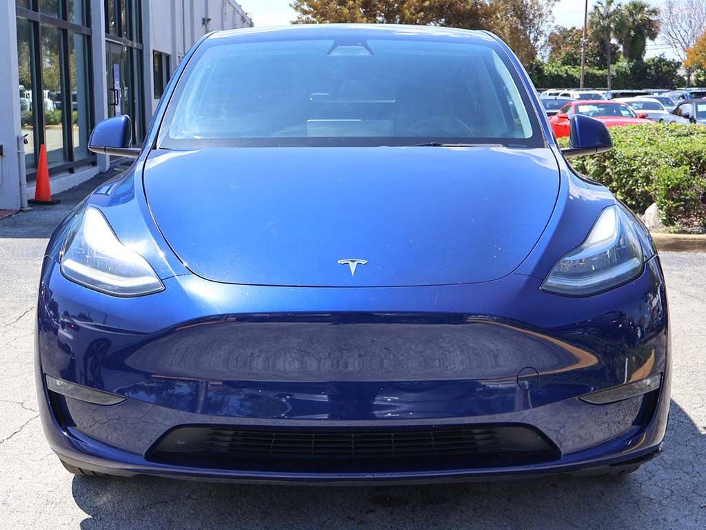 Used 2022 Tesla Model Y Long Range image 10