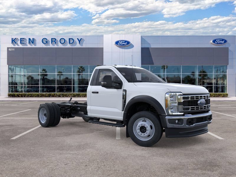 New 2026 Ford F550 4x4 Regular Cab Super Duty image 1